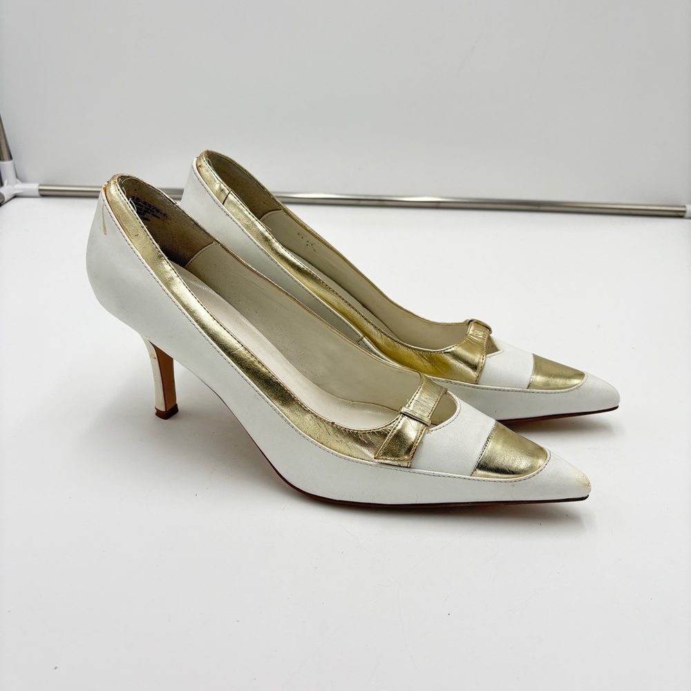 Vintage Bijou White Gold Leather Kitten Heel Pumps Bridal Cutout Women’s Size 10